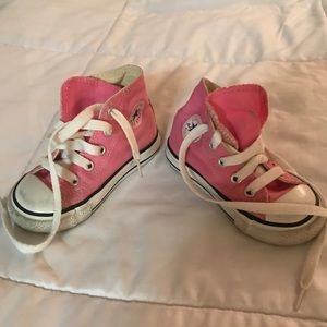 3c Converse (pink and black)